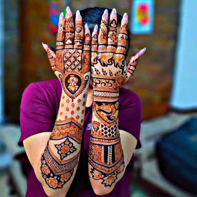 vinay mehandi artist bridal design