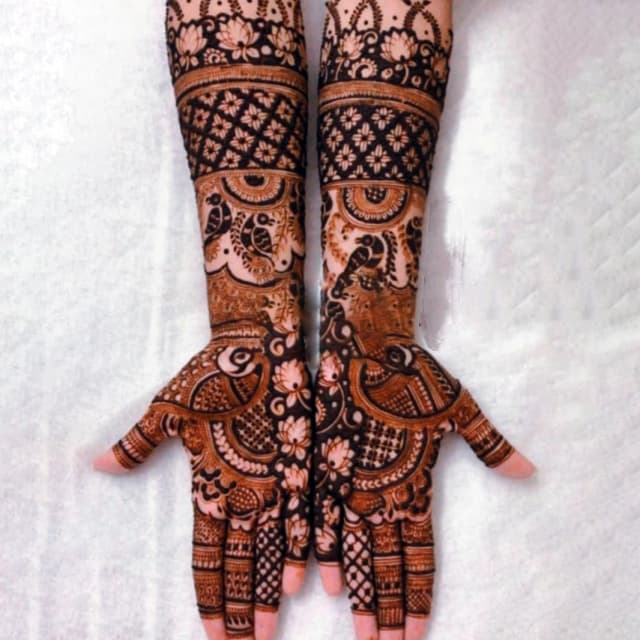 vinay mehandi artist bridal design