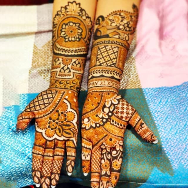 vinay mehandi artist bridal design