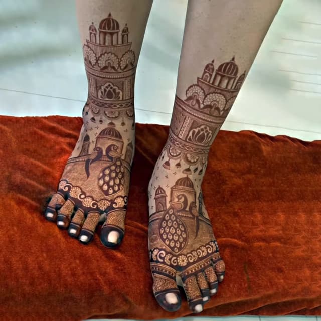 vinay mehandi artist bridal design