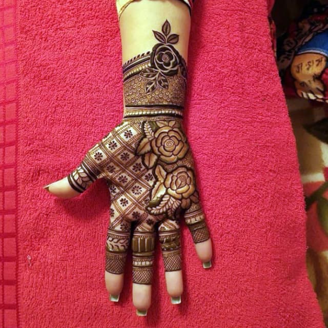vinay mehandi artist bridal design