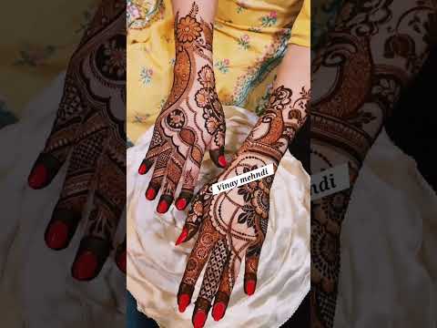 Thumbnail for International traveler’s special henna experience at Indira Gandhi Airport—watch her joy!